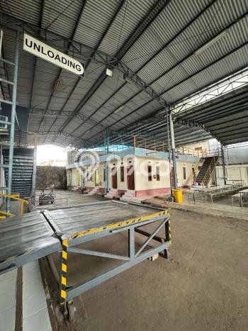 Unit Gudang Dijual di Ciputat Timur Tangerang Selatan Luas Tanah 11786m2, Luas Bangunan 8000m2 Unit Gudang Dijual di Ciputat Timur Tangerang Selatan Luas Tanah 11786m2, Luas Bangunan 8000m2