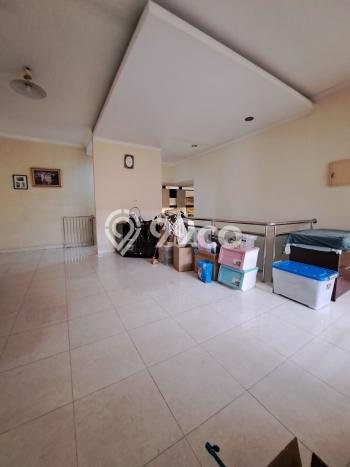 Kesempatan Langka Memiliki Rumah LT 376m² / LB 500m² di Jantung Kota Lebak Bulus, Jakarta Selatan Kesempatan Langka Memiliki Rumah LT 376m² / LB 500m² di Jantung Kota Lebak Bulus, Jakarta Selatan