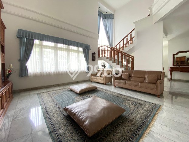 Rumah Mewah Dijual LT 500m2 di Cinere, Depok Rumah Mewah Dijual LT 500m2 di Cinere, Depok