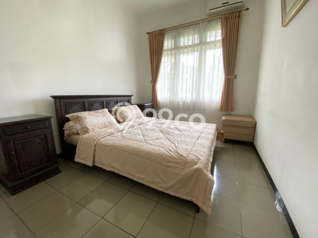 Rumah Mewah Dijual LT 500m2 di Cinere, Depok Rumah Mewah Dijual LT 500m2 di Cinere, Depok