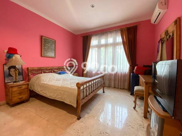 Dijual Rumah Premium dengan Fasilitas Sekitar Lengkap di Cinere, Depok Dijual Rumah Premium dengan Fasilitas Sekitar Lengkap di Cinere, Depok