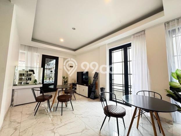 Dijual Rumah Premium dengan Fasilitas Sekitar Lengkap di Pesanggrahan, Jakarta Selatan Dijual Rumah Premium dengan Fasilitas Sekitar Lengkap di Pesanggrahan, Jakarta Selatan