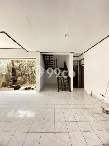 Rumah Eksklusif Dijual LT 340m2 di Cinere, Depok Rumah Eksklusif Dijual LT 340m2 di Cinere, Depok
