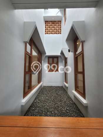 Dijual Rumah Mewah Exclusive di Jagakarsa, Jakarta Selatan Dijual Rumah Mewah Exclusive di Jagakarsa, Jakarta Selatan