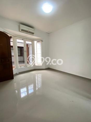 Siap Huni Hunian Elit 4 Kamar di Cinere Dekat ke Mana Pun Siap Huni Hunian Elit 4 Kamar di Cinere Dekat ke Mana Pun