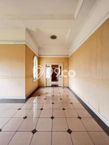Rumah Mewah Dijual LT 3940m2 di Cinere, Depok Rumah Mewah Dijual LT 3940m2 di Cinere, Depok