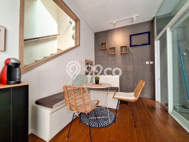 Rumah Luxury Modern Tanpa Renovasi di Lebak Bulus Jakarta Selatan Rumah Luxury Modern Tanpa Renovasi di Lebak Bulus Jakarta Selatan