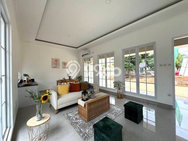 Dijual Rumah Strategis Bagus Punya 4 KT di Cinere Depok SHM Dijual Rumah Strategis Bagus Punya 4 KT di Cinere Depok SHM