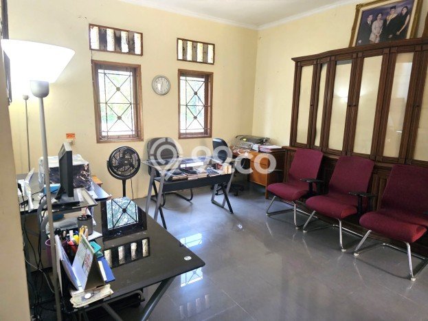 Dijual Rumah Premium dengan Fasilitas Sekitar Komplit di Cinere, Depok Dijual Rumah Premium dengan Fasilitas Sekitar Komplit di Cinere, Depok