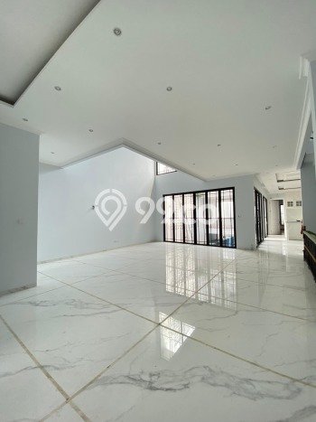Dijual Rumah Premium dengan Fasilitas Sekitar Lengkap di Cilandak, Jakarta Selatan Dijual Rumah Premium dengan Fasilitas Sekitar Lengkap di Cilandak, Jakarta Selatan