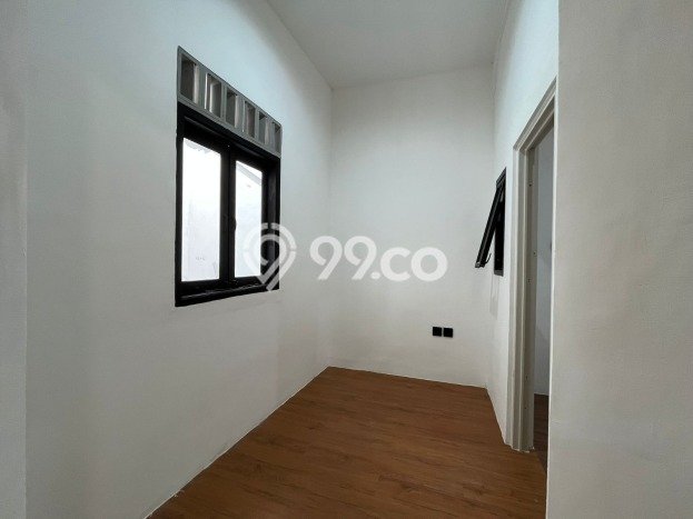 For Sale Rumah 3 Kamar Lokasi Strategis Nyaman dan Strategis di Cinere For Sale Rumah 3 Kamar Lokasi Strategis Nyaman dan Strategis di Cinere