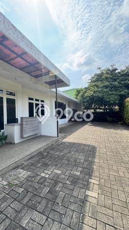 For Sale! Premium House LT 786m2 Desain Elegan di Pondok Pinang For Sale! Premium House LT 786m2 Desain Elegan di Pondok Pinang