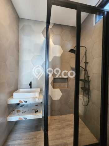 For Sale! Luxury House LT 155m2 Desain Modern di Ampera For Sale! Luxury House LT 155m2 Desain Modern di Ampera