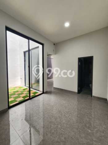 Ready to Use! Premium House LT 120m2 Desain Elegan di Pondok Indah Ready to Use! Premium House LT 120m2 Desain Elegan di Pondok Indah