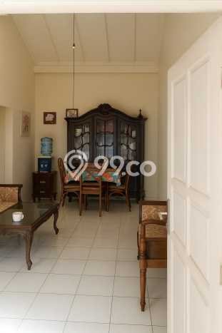 Rumah Elit Modern Tanpa Renovasi di Ampera Jakarta Selatan Rumah Elit Modern Tanpa Renovasi di Ampera Jakarta Selatan