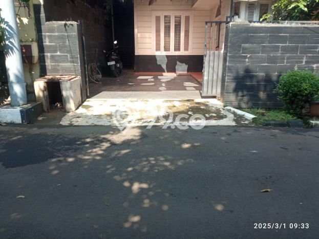 Jual Rumah Mewah Elegan Dengan View Cantik di Pejaten, Jakarta Selatan Jual Rumah Mewah Elegan Dengan View Cantik di Pejaten, Jakarta Selatan