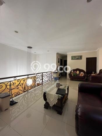 Siap Huni Hunian Elit 6 Kamar di Cinere Dekat ke Mana Saja Siap Huni Hunian Elit 6 Kamar di Cinere Dekat ke Mana Saja