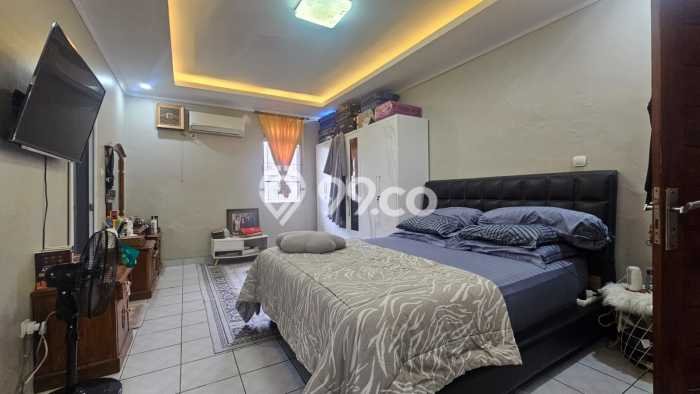 Jual Rumah Favorit Siap Huni LB 275m2 di Cinere, Depok Jual Rumah Favorit Siap Huni LB 275m2 di Cinere, Depok