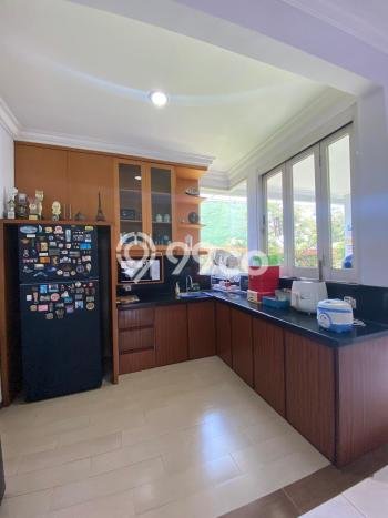 Dijual Rumah Premium dengan Fasilitas Sekitar Lengkap di Cinere, Depok Dijual Rumah Premium dengan Fasilitas Sekitar Lengkap di Cinere, Depok
