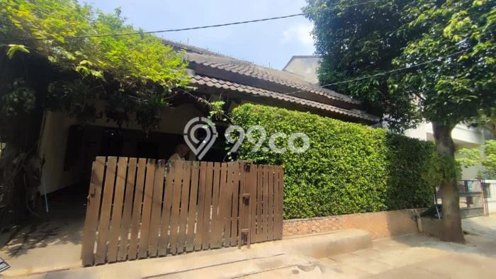 Rumah Strategis Minimalis Lb 300m2 di Pamulang, Tangerang Selatan Rumah Strategis Minimalis Lb 300m2 di Pamulang, Tangerang Selatan
