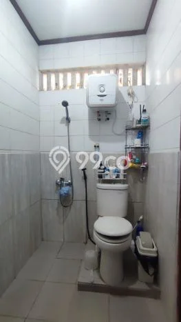 Rumah Strategis Minimalis Lb 300m2 di Pamulang, Tangerang Selatan Rumah Strategis Minimalis Lb 300m2 di Pamulang, Tangerang Selatan