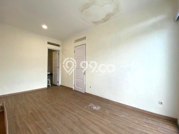 Dijual Rumah Strategis Bagus Punya 3 KT di Cinere Depok SHM Dijual Rumah Strategis Bagus Punya 3 KT di Cinere Depok SHM