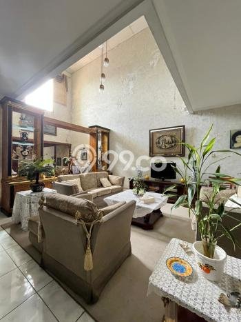 Dijual Rumah Premium dengan Fasilitas Sekitar Lengkap di Cinere, Depok Dijual Rumah Premium dengan Fasilitas Sekitar Lengkap di Cinere, Depok