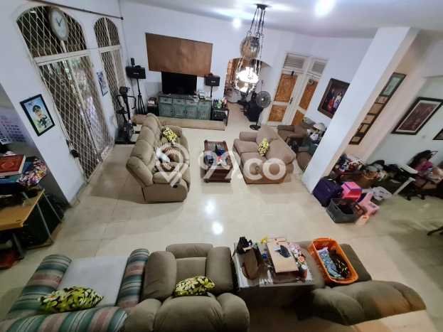 Rumah Eksklusif Dijual LT 425m2 di Cinere, Depok Rumah Eksklusif Dijual LT 425m2 di Cinere, Depok