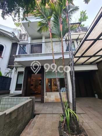 Rumah Bagus di Pondok Indah, Jakarta Selatan, Luas 164m² LB 300m² DIJUAL CEPAT! Rumah Bagus di Pondok Indah, Jakarta Selatan, Luas 164m² LB 300m² DIJUAL CEPAT!