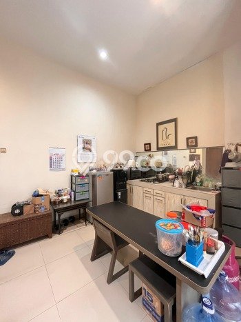 Jual Rumah Bagus Siap Huni LB 100m2 di Cinere, Depok Jual Rumah Bagus Siap Huni LB 100m2 di Cinere, Depok