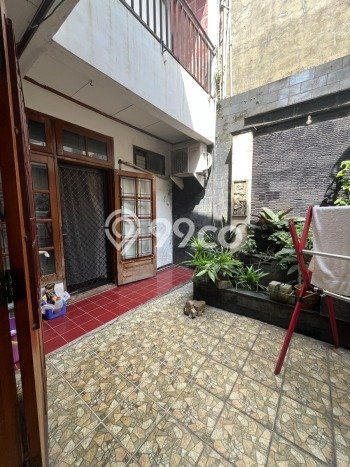 For Sale Rumah 4 Kamar Lokasi Ideal Bagus dan Strategis di Cinere For Sale Rumah 4 Kamar Lokasi Ideal Bagus dan Strategis di Cinere