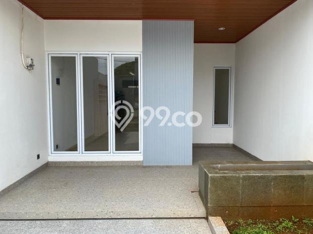 Jual Rumah Luas Elegan Dengan View Cantik di Pangkalan Jati, Depok Jual Rumah Luas Elegan Dengan View Cantik di Pangkalan Jati, Depok