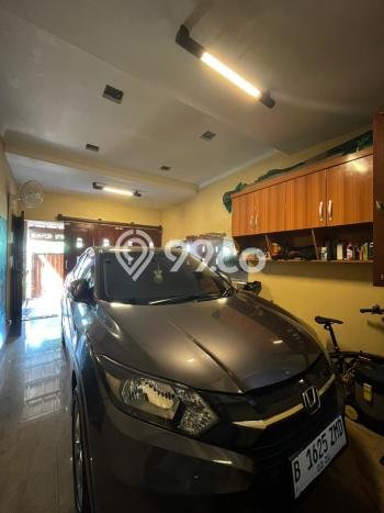 Dijual Rumah Premium dengan Fasilitas Sekitar Lengkap di Cinere, Depok Dijual Rumah Premium dengan Fasilitas Sekitar Lengkap di Cinere, Depok