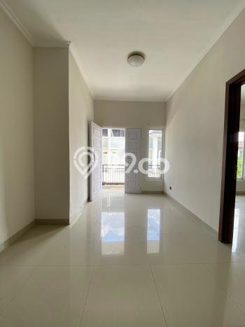 Jual Murah Rumah 4 Kamar Tidur di Cinere, Keamanan 24 Jam, Depok Jual Murah Rumah 4 Kamar Tidur di Cinere, Keamanan 24 Jam, Depok
