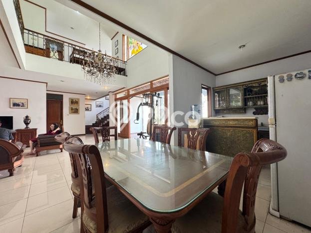 For Sale! Premium House LT 450m2 Desain Elegan di Pondok Indah For Sale! Premium House LT 450m2 Desain Elegan di Pondok Indah