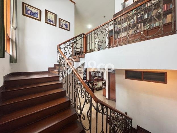 For Sale! Premium House LT 450m2 Desain Elegan di Pondok Indah For Sale! Premium House LT 450m2 Desain Elegan di Pondok Indah