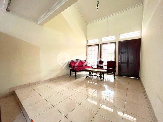 Rumah Mewah Dijual LT 325m2 di Cinere, Depok Rumah Mewah Dijual LT 325m2 di Cinere, Depok