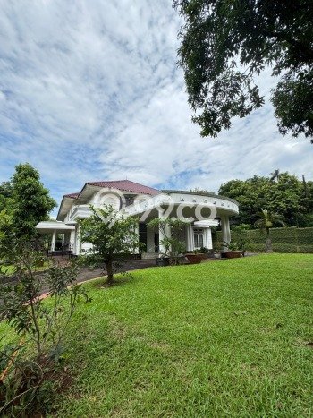 Rumah Elit LB 1000m2 Siap Huni Desain Elegan di Ragunan, Jakarta Selatan Rumah Elit LB 1000m2 Siap Huni Desain Elegan di Ragunan, Jakarta Selatan