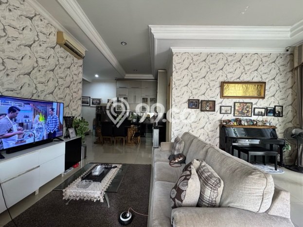 Ready to Use! Premium House LT 173m2 Desain Elegan di Mampang Ready to Use! Premium House LT 173m2 Desain Elegan di Mampang