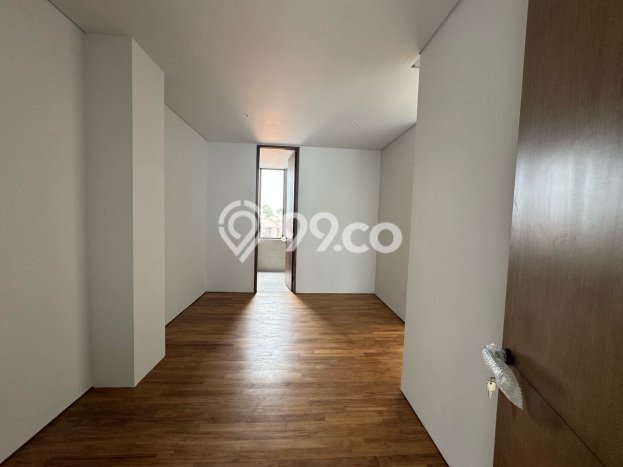 Rumah Elit Modern Tanpa Renovasi di Kemang Jakarta Selatan Rumah Elit Modern Tanpa Renovasi di Kemang Jakarta Selatan
