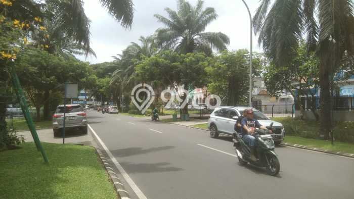 Tanah Dijual Area Strategis di Lippo Karawaci Tangerang 2270m2 Tanah Dijual Area Strategis di Lippo Karawaci Tangerang 2270m2