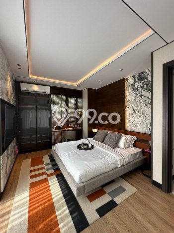 Rumah Elit Modern Tanpa Renovasi di Gading Serpong Tangerang Rumah Elit Modern Tanpa Renovasi di Gading Serpong Tangerang