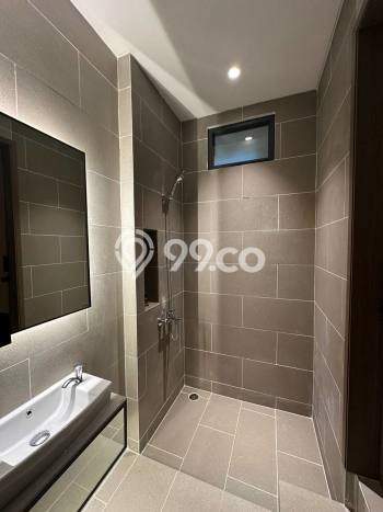 Jual Rumah Eksklusif 4 KT di Gading Serpong, Tangerang Jual Rumah Eksklusif 4 KT di Gading Serpong, Tangerang