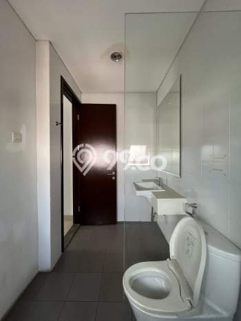 Ruko Area Bisnis di , Luas 637m2m², Jalan Utama Ruko Area Bisnis di , Luas 637m2m², Jalan Utama