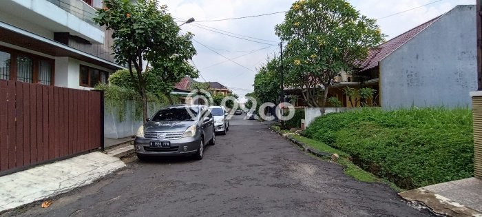 Jual Rumah 2 KT di Kemang Pratama, Bekasi - Luas Tanah 90m² Jual Rumah 2 KT di Kemang Pratama, Bekasi - Luas Tanah 90m²