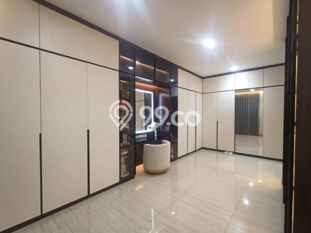 Rumah Elit Modern Tanpa Renovasi di Pluit Jakarta Utara Rumah Elit Modern Tanpa Renovasi di Pluit Jakarta Utara