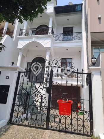 Rumah Elit Modern Siap Huni di Kapuk Jakarta Utara Rumah Elit Modern Siap Huni di Kapuk Jakarta Utara