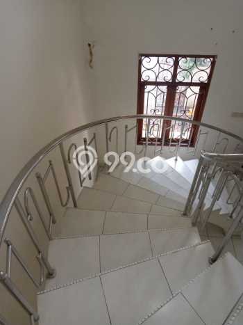 Rumah Elit Modern Siap Huni di Kapuk Jakarta Utara Rumah Elit Modern Siap Huni di Kapuk Jakarta Utara
