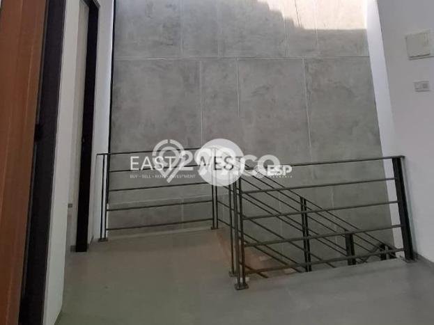 Ready to Use! Premium House LT 128m2 Desain Modern di Alam Sutera Ready to Use! Premium House LT 128m2 Desain Modern di Alam Sutera