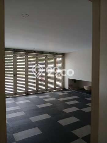 Dijual Rumah Mewah Megah Dengan View Eksklusif di Gading Serpong, Tangerang Dijual Rumah Mewah Megah Dengan View Eksklusif di Gading Serpong, Tangerang